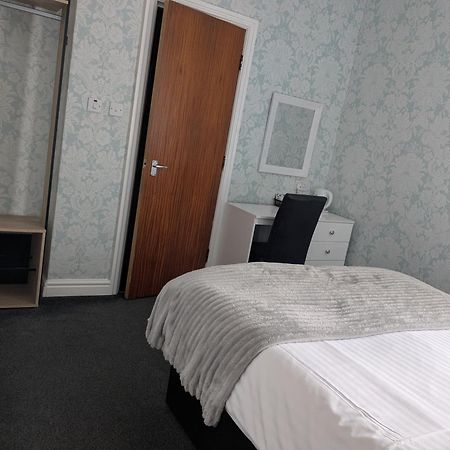 Birchhouse Hotel Blackpool Bagian luar foto